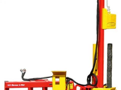 Rabaud Mat Eleveur kalapácsos oszlopverő adapter traktorokra Rabaud Mat Eleveur kalapácsos oszlopverő adapter traktorokra