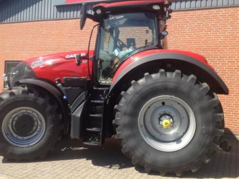CASE IH Optum 270 CVX PowerFarm Kft CASE IH Optum 270 CVX PowerFarm Kft