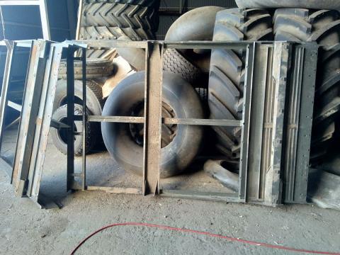 Claas bordásasztal keret Claas bordásasztal keret