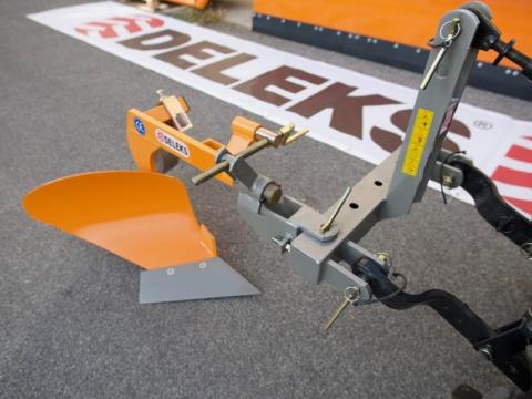 DELEKS DP 20 új,  egyfejes eke