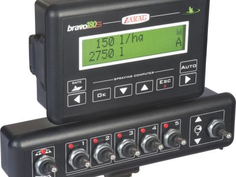 AKCIÓ!!! ARAG BRAVO 180S 5 szakaszos permetezőgép szabályzó komputer AKCIÓ!!! ARAG BRAVO 180S 5 szakaszos permetezőgép szabályzó komputer