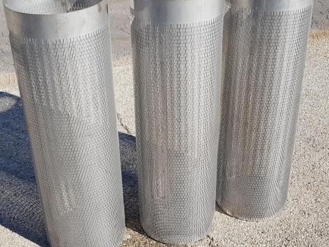 Rozsdamentes lemezek és rostabetétek egyedi gyártása Rozsdamentes lemezek és rostabetétek egyedi gyártása