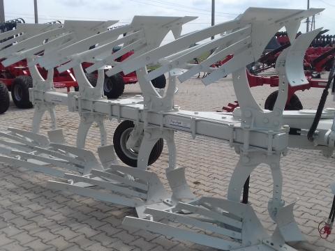 ERMO Evolution 124 függesztett váltvaforgató eke