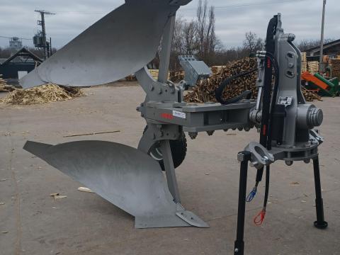 ERMO FS.1/98 váltvaforgató mélyszántó eke ERMO FS.1/98 váltvaforgató mélyszántó eke