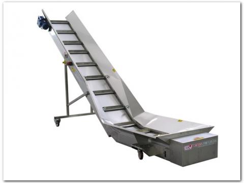 ENOVENETA NV 2400 Présürítő láncos törkölyfelhordó ferdefelhordó ENOVENETA NV 2400 Présürítő láncos törkölyfelhordó ferdefelhordó