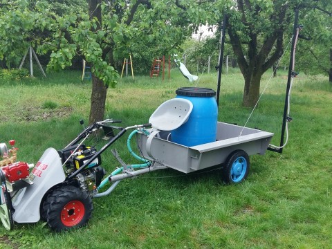 MF 70 DIESEL ÖNJÁRÓ UNIVERZÁLIS PERMETEZŐ KISTRAKTOR MF-70 MF70 MF 70 DIESEL ÖNJÁRÓ UNIVERZÁLIS PERMETEZŐ KISTRAKTOR MF-70 MF70