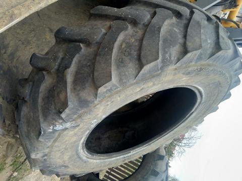 Belsina 18,4R34 használt gumiabroncs Mtz-re Belsina 18,4R34 használt gumiabroncs Mtz-re