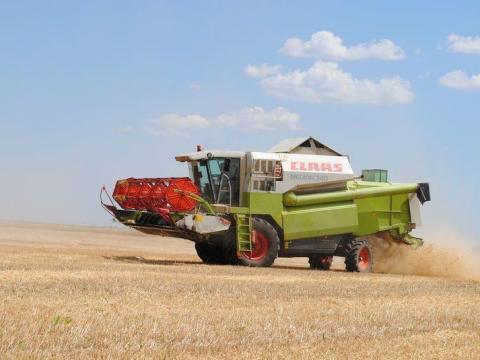 CLAAS kombájn bontott alkatrészek CLAAS kombájn bontott alkatrészek