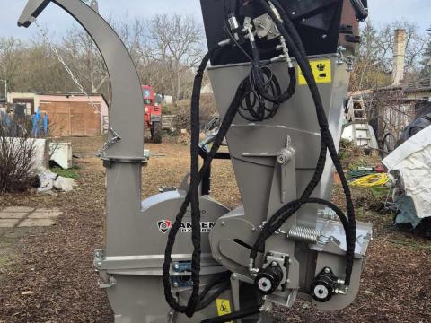 Ágdaráló gép traktorhoz - Jansen BX-92RS (SN21) Ágdaráló gép traktorhoz - Jansen BX-92RS (SN21)