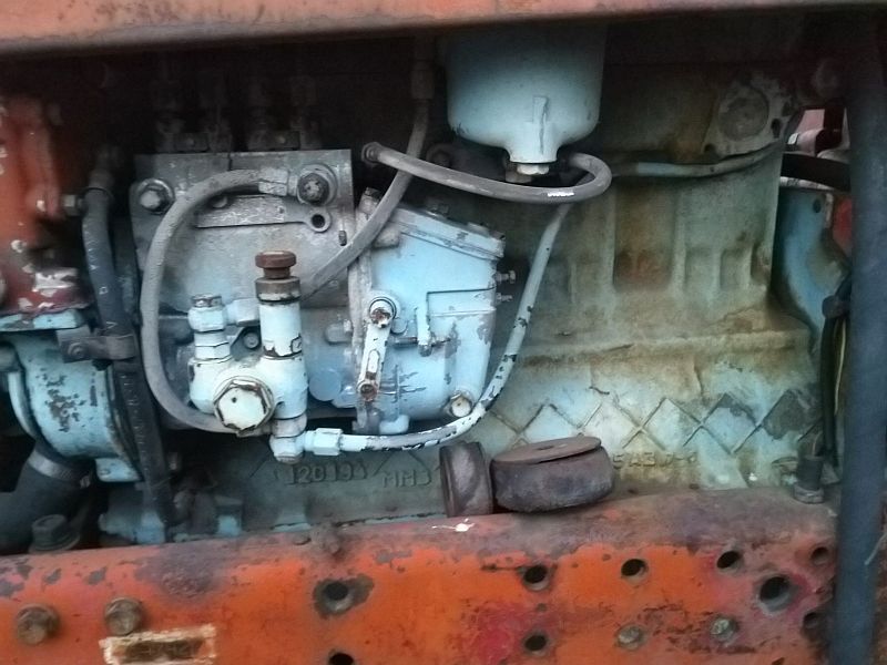 Mtz 80 motor