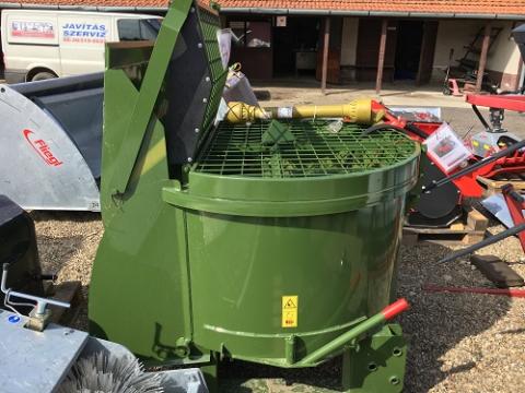 Fliegl FA 600 betonkeverő Fliegl FA 600 betonkeverő