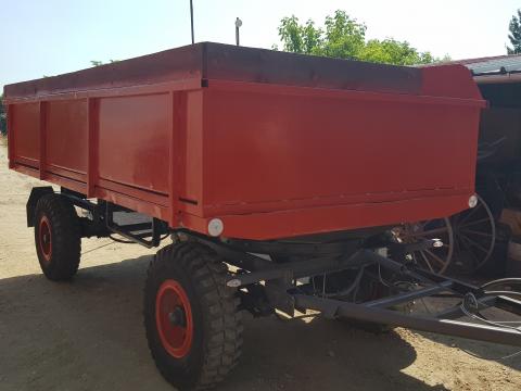 BSS szőlőbetétes pótkocsi BSS szőlőbetétes pótkocsi