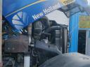 New Holland T8050 BONTOTT ALKATRÉSZ