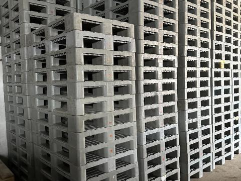 E2 láda, H1 raklap, M10 rekesz felvásárlás - műanyag rekesz, húsos láda, műanyag raklap átvétel E2 láda, H1 raklap, M10 rekesz felvásárlás - műanyag rekesz, húsos láda, műanyag raklap átvétel