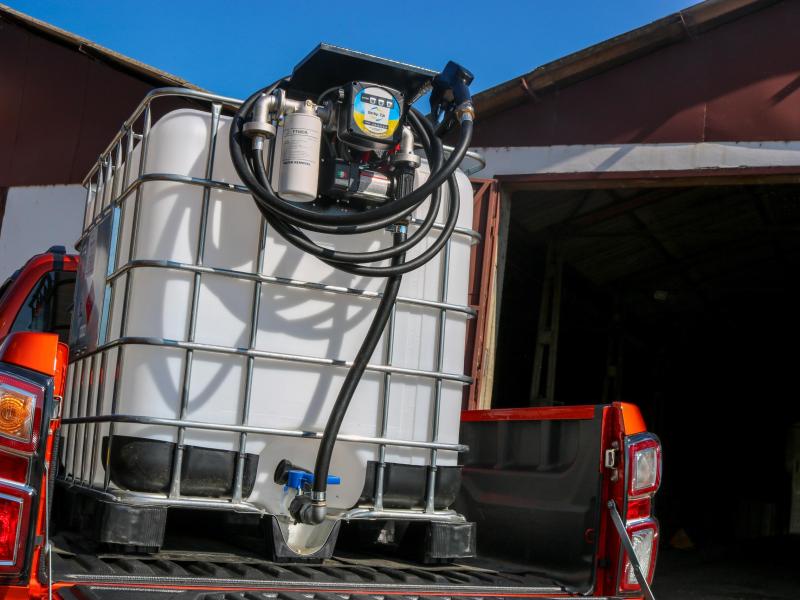 ADR új IBC 1000 liter + DT-Standard 12V 40 liter/perc gázolaj kimérőszerkezet ADR új IBC 1000 liter + DT-Standard 12V 40 liter/perc gázolaj kimérőszerkezet