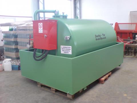 Folyadék tárolására (Gázolaj) használt tartály