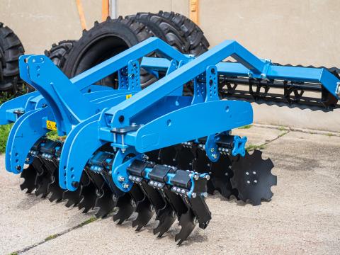 Rövidtárcsa szőlészetekbe,  gyümölcsösökbe Rövidtárcsa szőlészetekbe,  gyümölcsösökbe