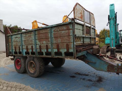 T088 Trágyaszóró pótkocsi T088 Trágyaszóró pótkocsi