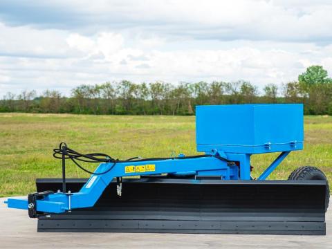 Félig függesztett gréderek – Új kínálat a durva földutak karbantartásához