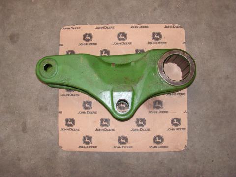 John Deere emelőkar L157537,  JD6220 John Deere emelőkar L157537,  JD6220