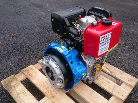 TZ4K T4K RÁBA15 Új Euro5 14Le Diesel Motor Felszerelés Garanciával TZ4K T4K RÁBA15 Új Euro5 14Le Diesel Motor Felszerelés Garanciával