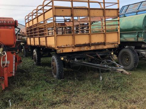 Állatszállító pótkocsi