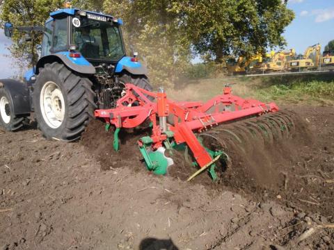 Bérmunkát vállalok Bérmunkát vállalok