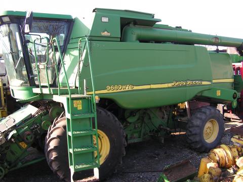 John Deere WTS kombájn bontás 3db John Deere WTS kombájn bontás 3db