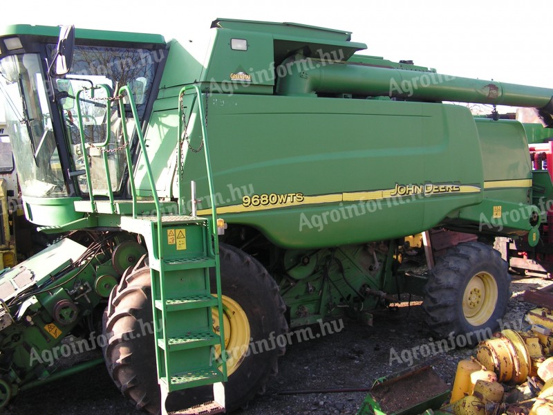 John Deere WTS kombájn bontás 3db