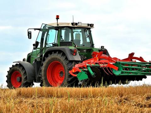 BT-1, 5-1, 7-2 m függesztett rövidtárcsák kedvező áron!Már 50 LE-től BT-1, 5-1, 7-2 m függesztett rövidtárcsák kedvező áron!Már 50 LE-től