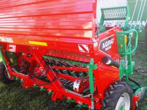 Agro-masz SR-300(25 soros)új tárcsás aprómag vetőgép kedvező áron Agro-masz SR-300(25 soros)új tárcsás aprómag vetőgép kedvező áron