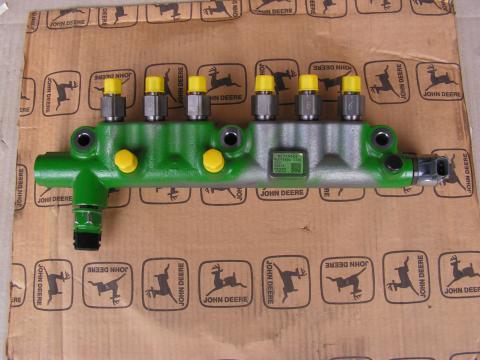 John Deere RAIL cső RE549624 John Deere RAIL cső RE549624