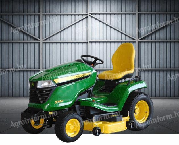 John Deere X590 fűnyírótraktor + 122 cm kasza - ÚJ - 2 év GARANCIA - AKCIÓS ÁR