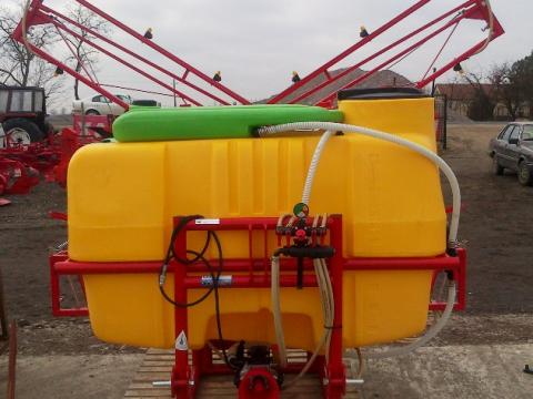 Garden Jet 1000 l/12m-15 m kerettel Garden Jet 1000 l/12m-15 m kerettel