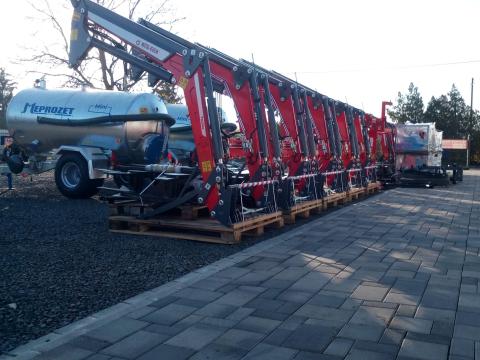 Új METAL-FACH homlokrakodók T-229 MTZ állattartó pályázatra is Új METAL-FACH homlokrakodók T-229 MTZ állattartó pályázatra is