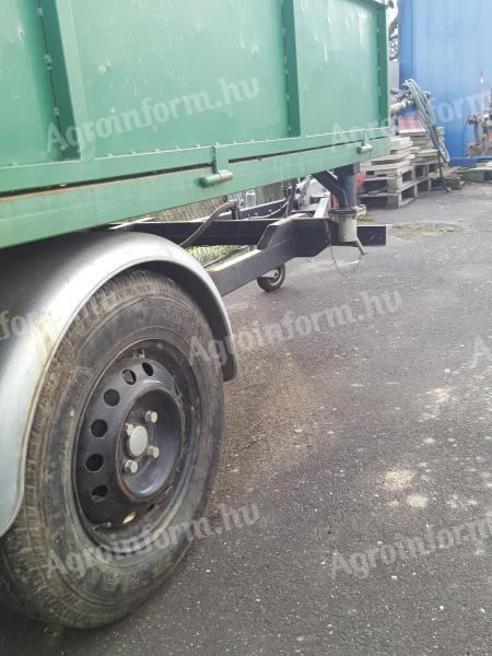 Kistraktor pótkocsi