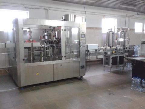 Palackozó gépsor ásványvízhez,  újszerű eladó Palackozó gépsor ásványvízhez,  újszerű eladó