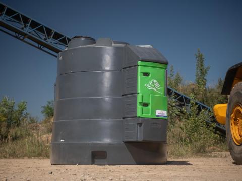 Kingspan FuelMaster 5000 literes gázolajtartály alapfelszereltséggel Kingspan FuelMaster 5000 literes gázolajtartály alapfelszereltséggel