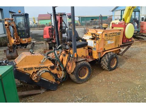 Case TC220 Topcutter aszfaltmaro Case TC220 Topcutter aszfaltmaro