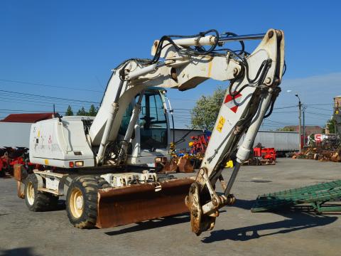 Case WX 145 gumikerekes kotro Case WX 145 gumikerekes kotro