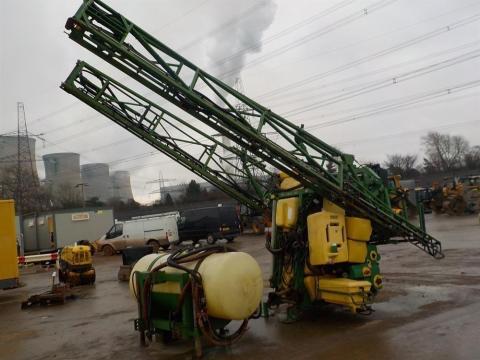 John Deere 510 fuggesztett permetezo John Deere 510 fuggesztett permetezo