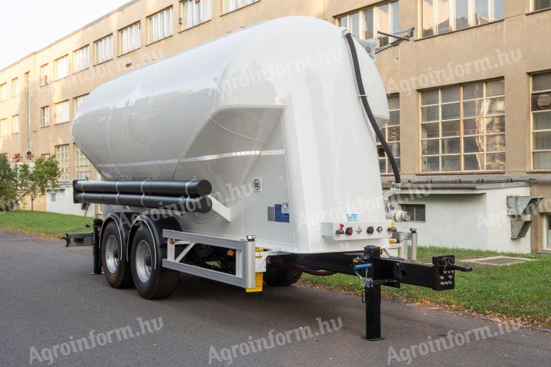 Takarmányszállító TRAKTOR vontatású silós pótkocsi - tápszállító, terményszállító - PÁLYÁZHATÓ