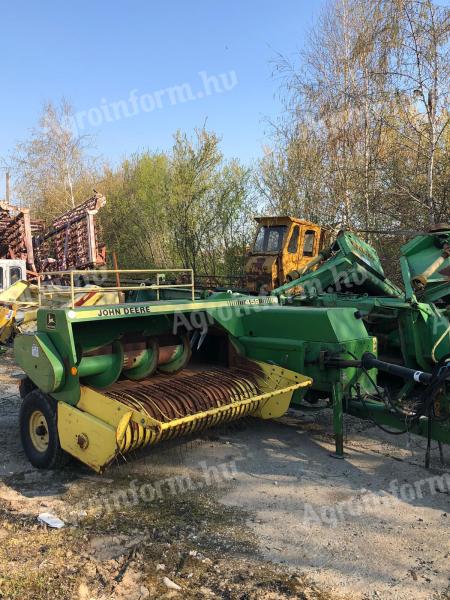 John Deere 459 kiskocka balazo