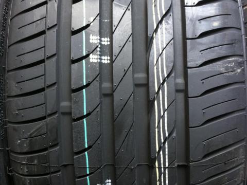 235/45R18 98V XL LINGLONG BRIDGESTONE Mintázattal új Nyári Gumi 235/45R18 98V XL LINGLONG BRIDGESTONE Mintázattal új Nyári Gumi