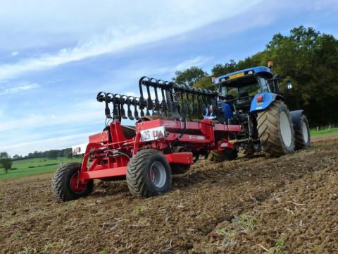 Quivogne Rollmot 830 henger,  hidraulikusan állítható simítóval Quivogne Rollmot 830 henger,  hidraulikusan állítható simítóval