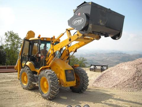 Hidraulikus Betonkeverő Kanál - UEMME CONDOR 450 Hidraulikus Betonkeverő Kanál - UEMME CONDOR 450