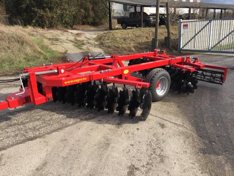 Új! VAgro 3,2 m-es nehéz v-tárcsa 610 mm-es lapokkal- házhozszállítással Új! VAgro 3,2 m-es nehéz v-tárcsa 610 mm-es lapokkal- házhozszállítással