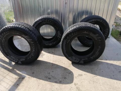 Nyári gumi 265/70R16