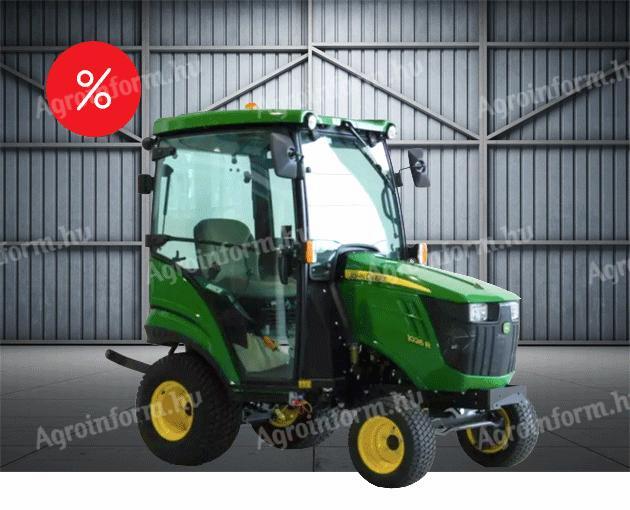 JOHN DEERE 1026R kompakt traktor 26LE - fülkés - ÚJ - 2 év GARANCIA - AKCIÓS ÁR