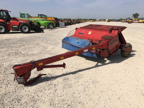 Taarup 306R vontatott fukasza Taarup 306R vontatott fukasza